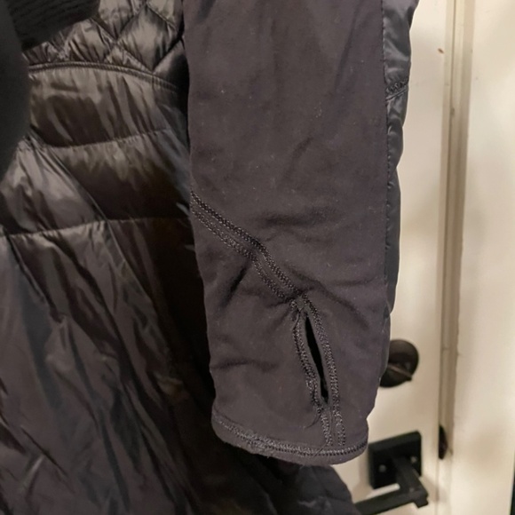 LULULEMON DOWN FOR A RUN PULLOVER - Picture 7 of 9